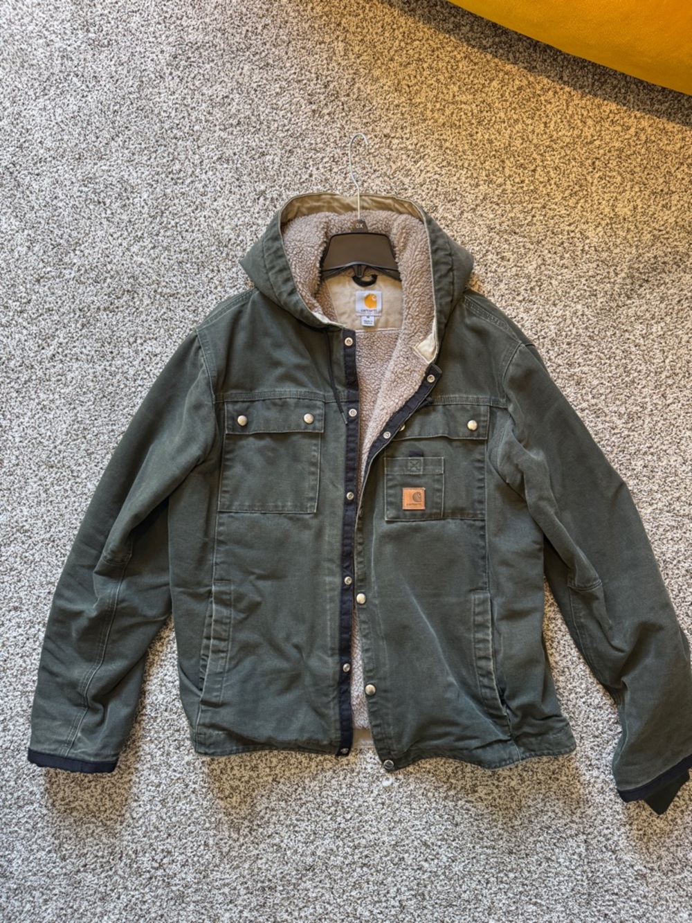 Carhartt Men’s Hooded Field Jacket in Olive